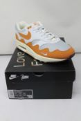 A pair of as new Nike Air Max 1 Patta (UK 9).