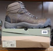 A pair of men's as new Keen Revel III boots (UK 14).