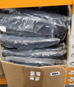 Eighteen as new Official Chelsea F.C. wordmark's sweatshirts in navy (15 x S, 3 x XXXL - RRP £50