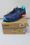 A pair of women's as new Asics GT-2000 8 Trail running shoes (UK 8.5).