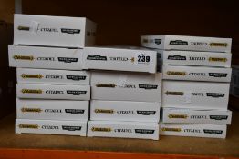 Sixteen as new Warhammer miniatures to include: Dark Eldar Hellions, ETB: Deathrattle Sepulchral