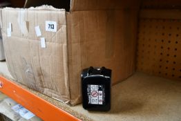 A quantity of Makita 4.0Ah 18v li-ion batteries, items are all untested (Approximately 25).