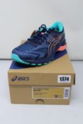 A pair of women's as new Asics GT-2000 8 Trail running shoes (UK 7).