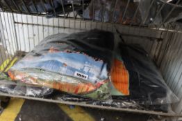 Five as new Reuben Selby sweatshirts (All L).