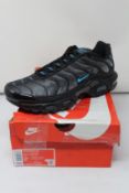 A pair of as new Nike Air Max Plus (UK 7.5).