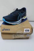 A pair of men's as new Asics Gel-Kayano 27 trainer (UK 7).