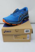 A pair of men's as new Asics Gel-Kayano 27 trainers (UK 8).