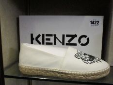 A pair of as new Kenzo Espadrille Classic Tiger espadrilles (EU 38).