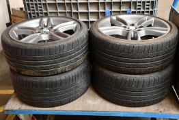 A set of four pre-owned BMW alloy wheels, front 7 1/2