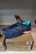 A pair of women's as new Asics GT-2000 8 Trail running shoes (UK 5).