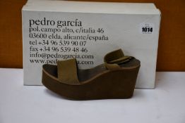 A pair of as new Pedro Garcia Dulce wedge sandals (EU 41.5).