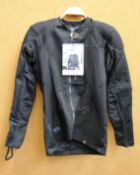 A men's as new Knox Urbane Pro MK 2 body armour jacket (L).