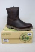 A pair of men's as new Panama Jack Fedro C13 boots (EU 46).
