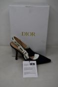 A pair of as new Dior J'Adior shoes (38.5).