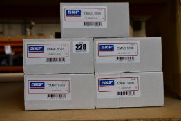 Five boxed as new SKF USB communications/power splitter cables for SKF Microlog AX/GX (CMAC 5095).