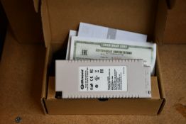 A boxed as new Microsemi power over ethernet DC injector 60W (Model: PD-9501/GR/SP/AC) (NOTE: UK