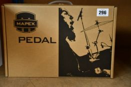 A boxed as new Mapex Storm 400 Series P400TW double pedal.