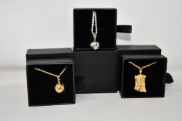 Fifteen items of assorted Haraves jewellery to include 6x silver and 4x gold Globes and 5x Jesus.