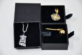 Fifteen assorted Haraves jewellery to include 5x Compass, 5x Globes, 5x Jesus.