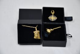 Fifteen assorted Haraves jewellery to include 5x Compass, 5x Globes, 5x Jesus.