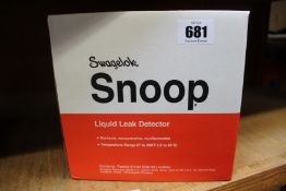 Twenty four Swagelok Snoop Liquid Leak Detector 8fl oz (236ml).