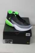 A pair of as new Nike Jordan Max Aura 3 (UK 9).