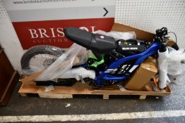 An as new Sur-Ron Light Bee X electric off road bike. Specifications; Speed 15 and 31 mph, power 7