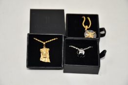 Fifteen assorted Haraves jewellery to include 5x Compass, 5x Globes, 5x Jesus.