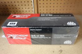 A boxed as new MAC Tools SVDPM166BRPT 16-PC. 1/2