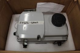 A Honeywell Herculine 2000 Series Actuator (2002-400-090-126-385-03-021001-1-0-00).