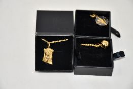 Fifteen assorted Haraves jewellery to include 5x Compass, 5x Globes, 5x Jesus.