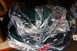 A quantity of backpacks/holdalls.