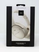 A boxed as new pair of Bose QuietComfort 45 Noise Cancelling Wireless Headphones in White Smoke (Box