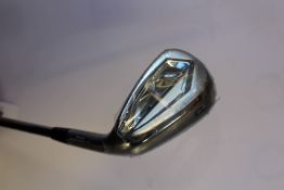An as new Mizuno JPX 921 P wedge gold club with a N.S Modus3 shaft (Right-handed).