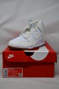 A pair of women's as new Nike Dunk High (UK 6).