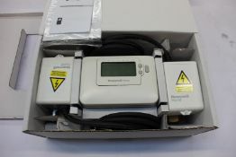 A boxed as new Honeywell Home 2-Zone heating system pack to include: 2x CMT707A1029, 2x V4023PH22