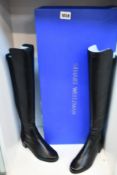 A pair of as new Stuart Weitzman Reserve black leather boots (EU 36.5 - RRP £650).