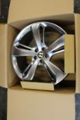A boxed as new Bentley alloy wheel (NOTE: No model number, viewing is advised).