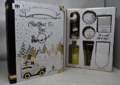 Eight Baylis & Harding sweet mandarin and grapefruit Christmas Eve gift box set.