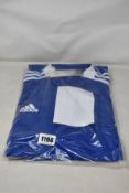 Seven as new Adidas Tiro 21 training tops in blue (2XL).