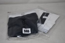 Sixty pairs of men's Hand Jones Classic Y briefs (30 x black, 30 x white - all M).