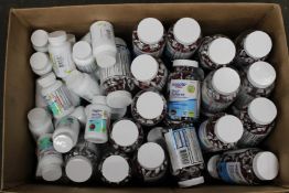 A quantity of Equate stool softener laxative soft gels, 400 per jar (Expiry 12/2023) (