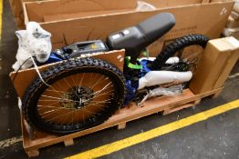 An as new Sur-Ron Light Bee X electric off road bike. Specifications; Speed 15 and 31 mph, power 7