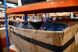 A quantity of backpacks/holdalls.