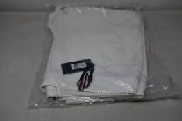 A pair of as new Tommy Hilfiger Herren equestrian breeches in optic white (M - RRP €199).