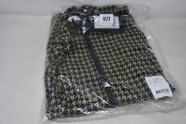 A women's as new Goldbergh Blanche ski pully top (M - RRP £135).