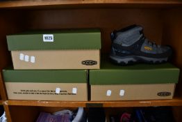 Three pairs of men's as new Keen Targhee III Mid waterproof boots (UK 11).