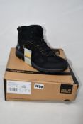 A pair of men's as new Jack Wolfskin Vojo 3 Texapore Mid boots (UK 9).