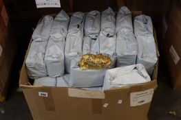 A quantity of heart shapes battery lights (Approximately 55 items).