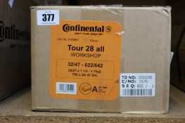 Fifty boxed as new Continental Tour 28 all inner tubes (REF: 0180691).